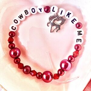 BUY1GET1FREE
 EVERMORE bracelet